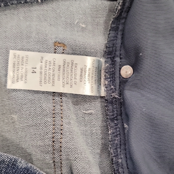 Classic Blue Women's Jeans - Picture 11 of 12